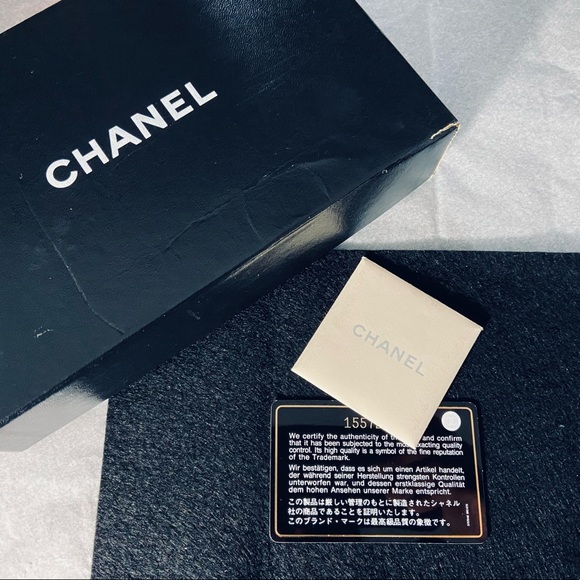 SOLD********AUTHENTIC Vintage Chanel custom Strass converted to (WOC) UPDATED - Picture 15 of 16